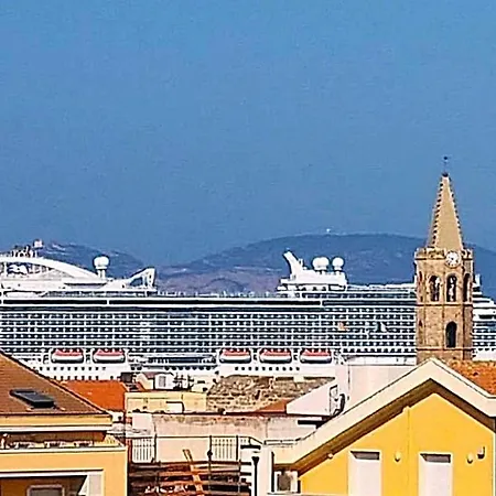 Attico Mansardato Con Terrazza Vista Mare Apartman